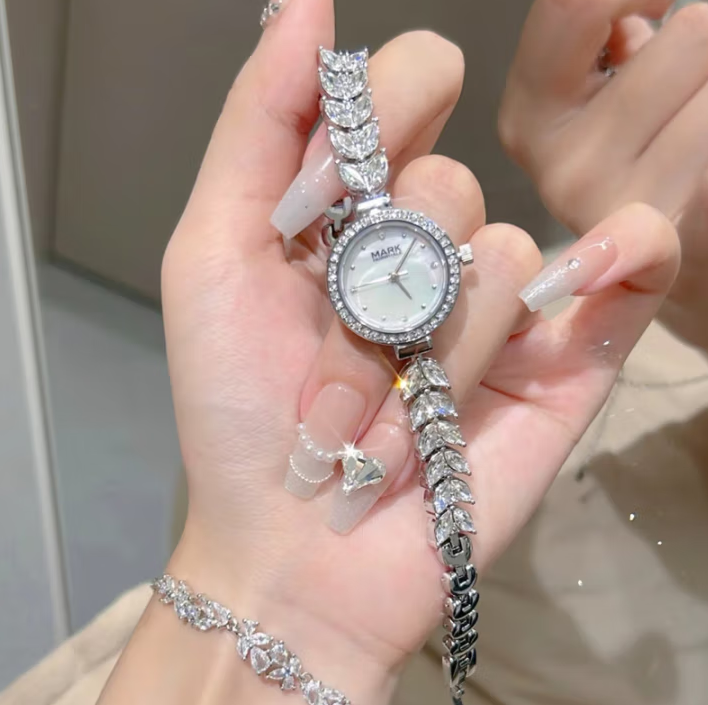 女士小表盘轻奢腕表
